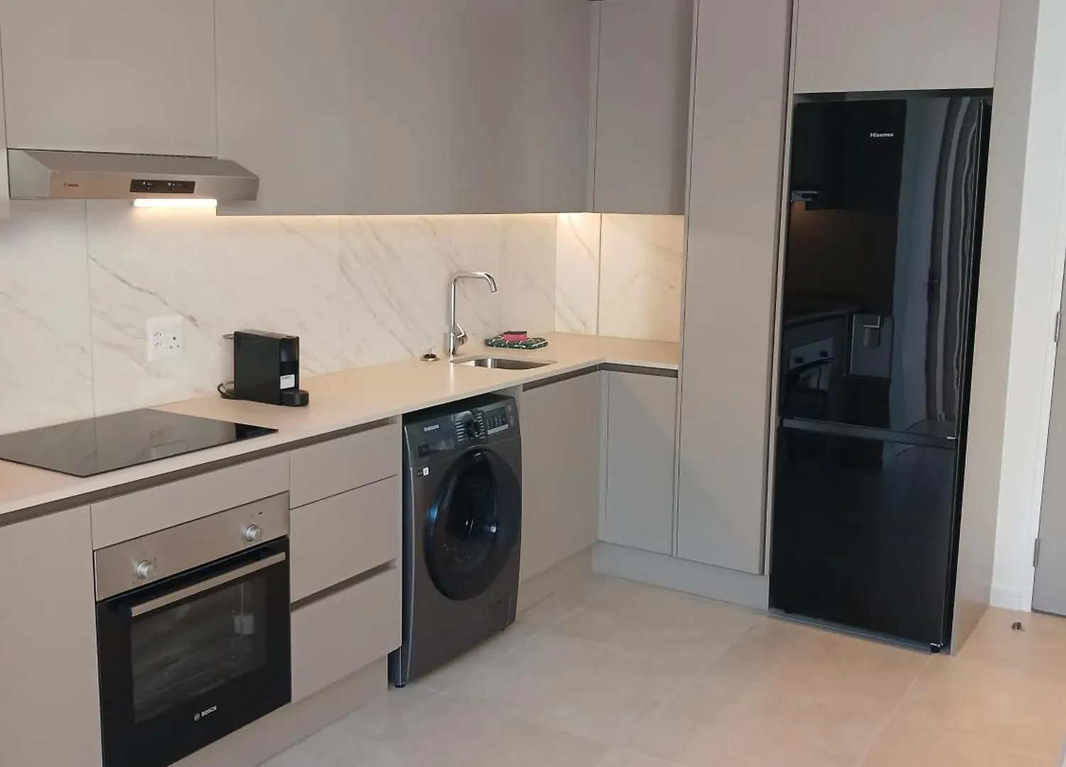 Modern Apartment In Trendy Green Point, Cape Town