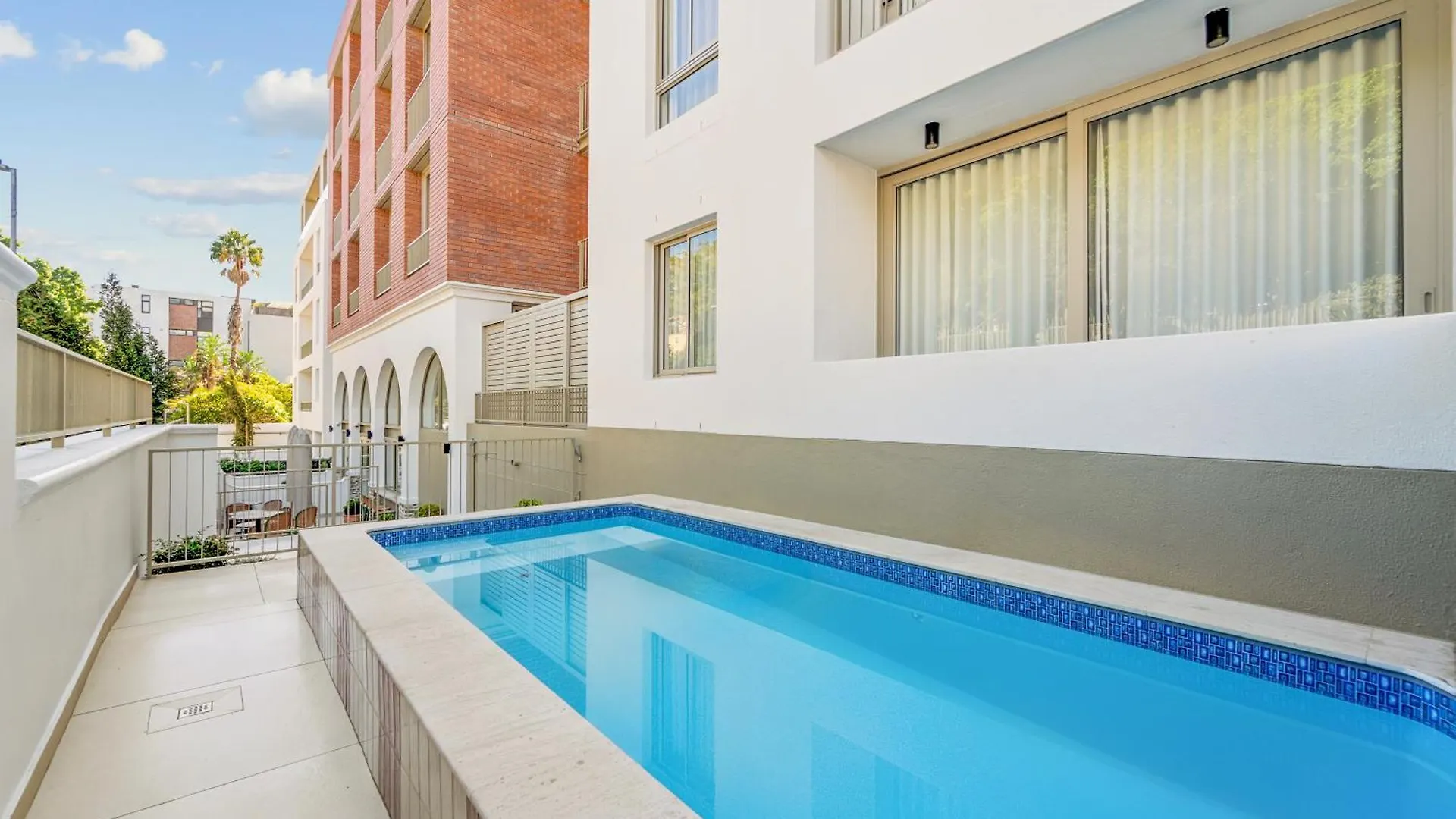 Modern Apartment In Trendy Green Point, Cape Town
