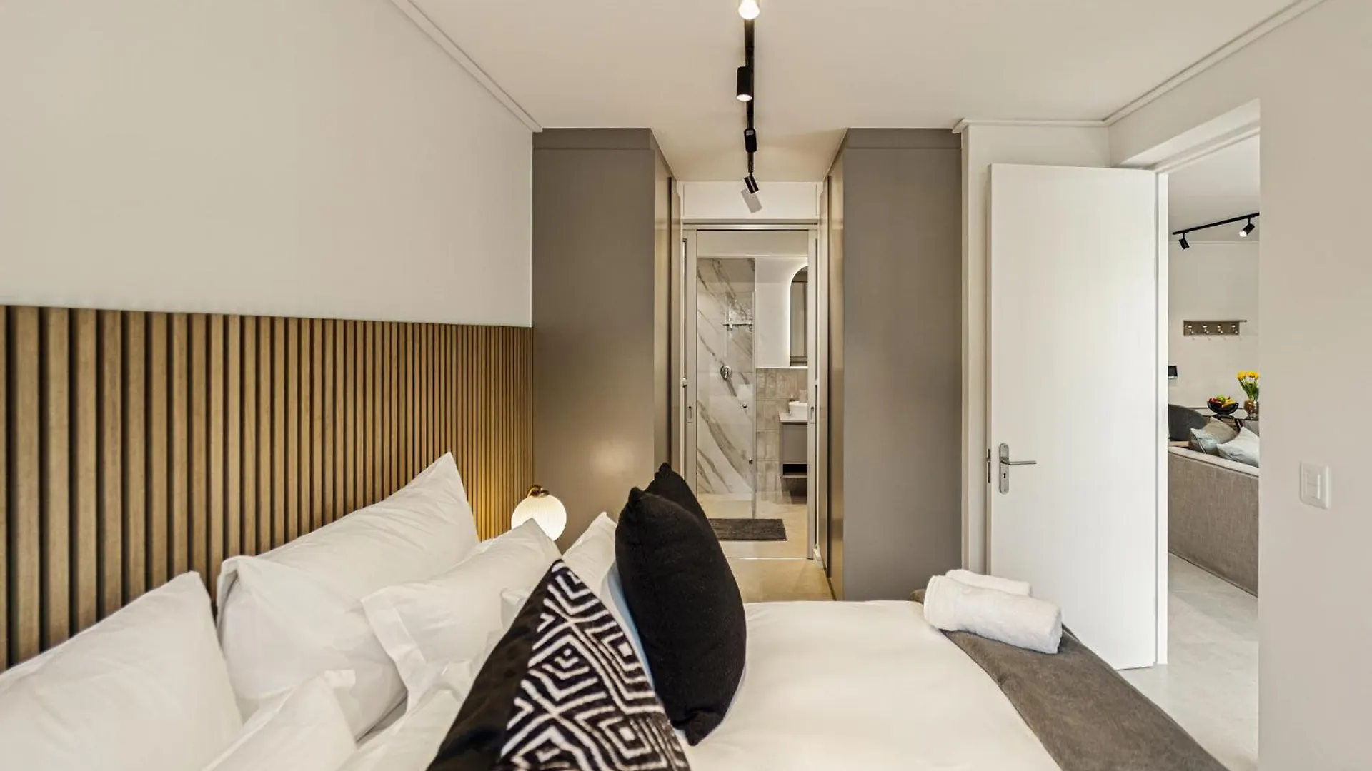 Modern Apartment In Trendy Green Point, Cape Town 0*,